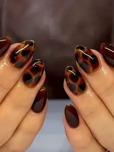 24pcs Short Oval Brown French Acrylic Press-On Nails, Perfect Fit, Set Includes: 1pc Jelly Gel And 1pc Nail File. The Brown Nail Stickers Make Your Fingertips Shine Beautifully, Suitable For Parties, Dancing And Daily Use