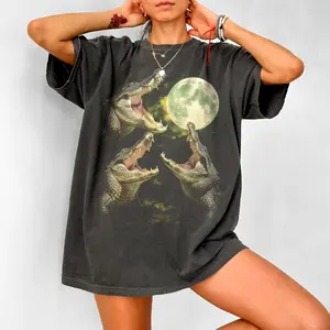 Vintage Crocodile Moon Tshirt, 90s Alligator Graphic Tee, Retro Wildlife Design, Unisex Streetwear Top, Aesthetic Nature Style, Trending