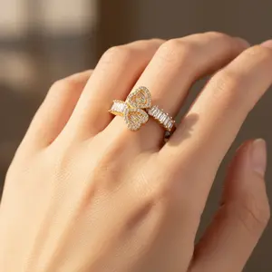 Women Heart Rings Iced Out Baguette Zircon Fashion Hip Hop Ring Gold Silver Color Copper Jewelry for Love gift