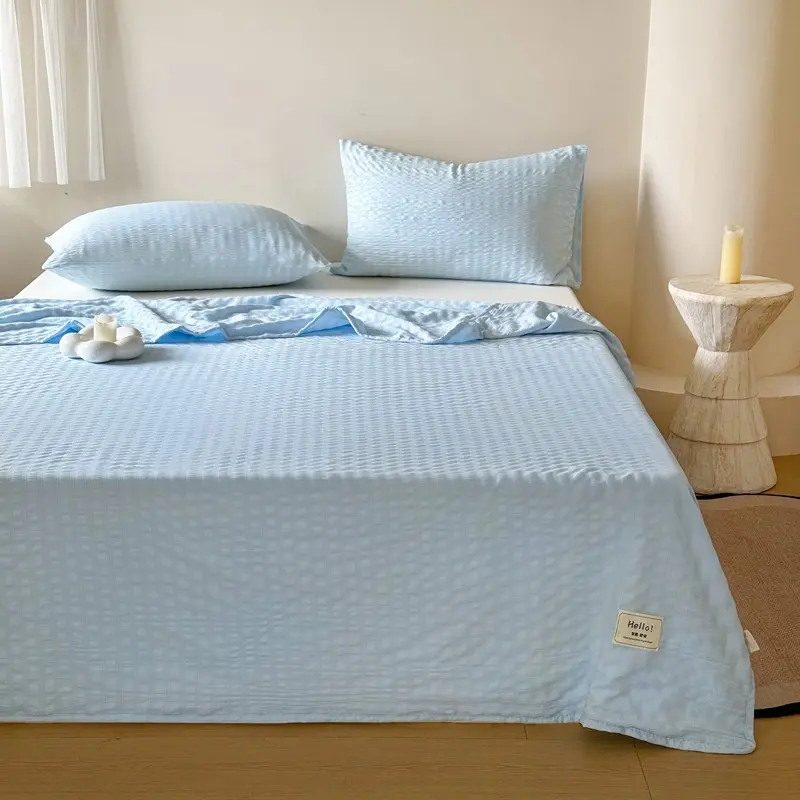 1pc Thin Bubble Satin Blanket, Comfortable Soft Nap Blanket, Unique Home Experience Small Cover Blanket, Ideal for Relaxing Moments