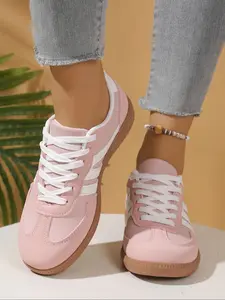 Lucky Step Women's Flat Fashion Low Top Sneakers, Vintage Classic Casual Lace-Up, Stylish Leather Mesh Tennis Running Walking Shoes