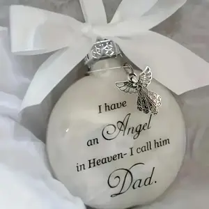 1pc Angel In Heaven Loved One's Name Ornament, Memorial Feather Plastic Ball, Angel Wing Design, Holiday Decoration, Engraved Memorial Pendant, Home Decoration, Christmas Tree Ornaments, Commemorate Loved Ones, Christmas