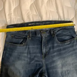 Old Navy Blue Jeans Athletic Fit Size 38X32 Menswear Man