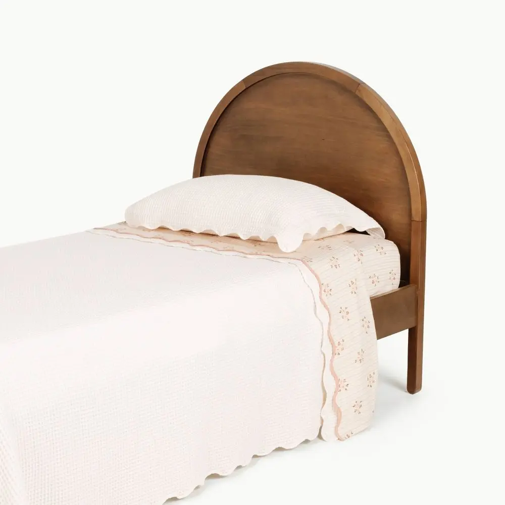 Gathre Scallop Waffle Quilt Set Gathre Scallop Waffle Quilt Set