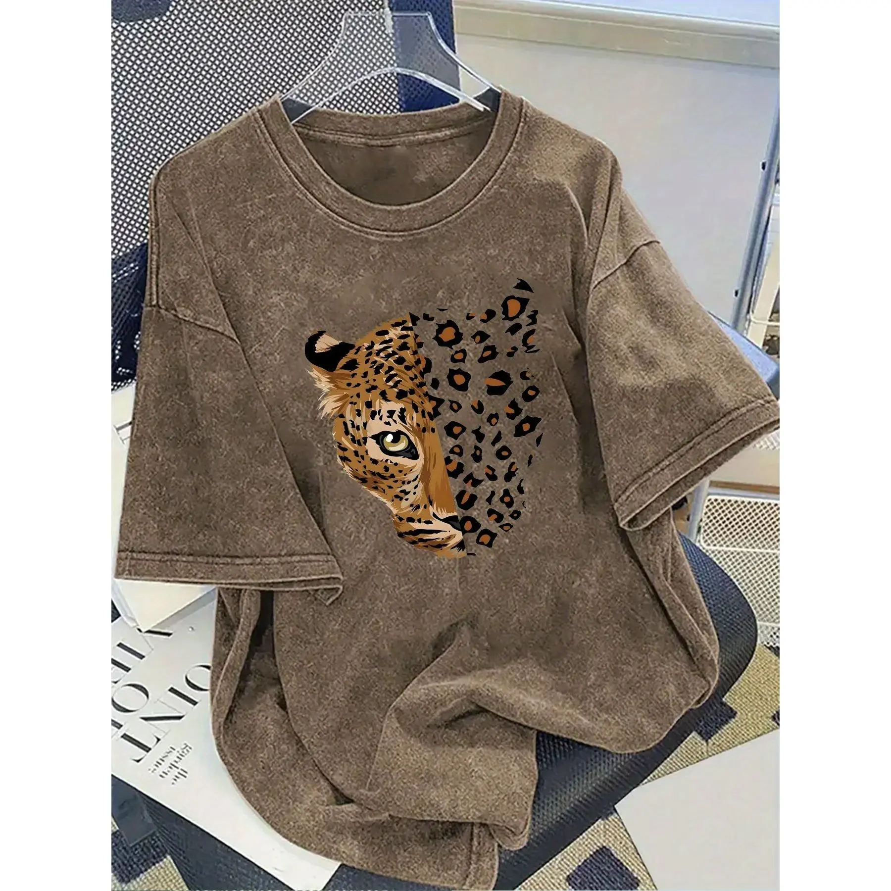 Men's 230g/m² Knit Fabric Regular Fit Crew Neck Short Sleeve Retro Vintage Washed Distressed Geometric Print T-Shirt - Casual All-Seasons Men's Wear Top for Easter, Halloween, Imitation Graphic Tees