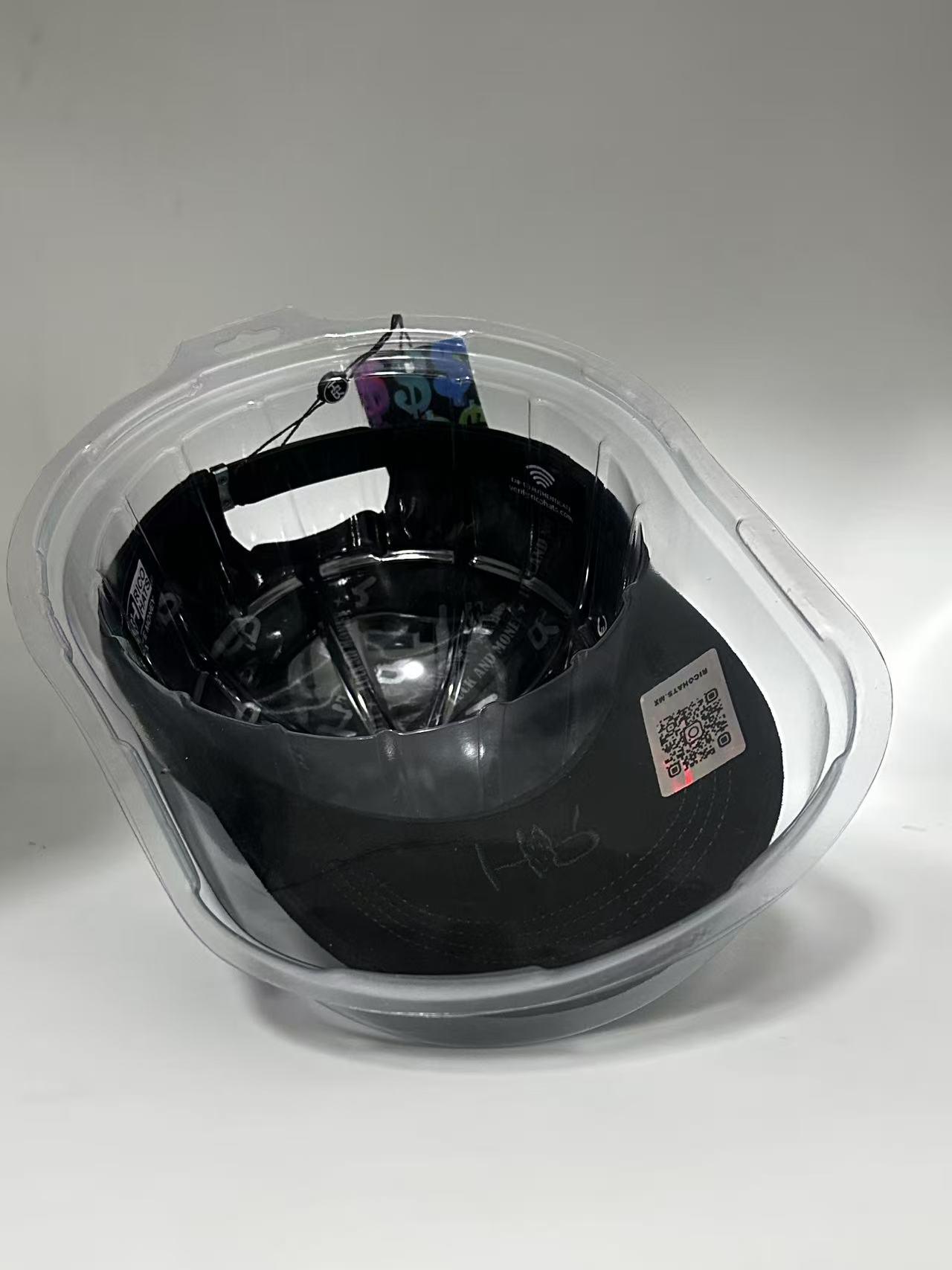 Gothic-Style "Smiley Flower" Streetwear Cap — Fully Embellished Rhinestone Hip-Hop Baseball Hat, Adjustable Black Suede-Brimmed "Dad Hat"