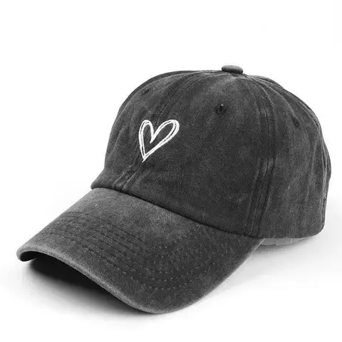Women's Embroidered Heart Design Baseball Cap, Embroidered Fitted Cap, Embroidered Snapback Style Cap, Casual Outdoor Sports Hat for Women & Girls, Adjustable Sun Protection Cap for Daily Wear, Street Fashion Cap, Streetwear Cap