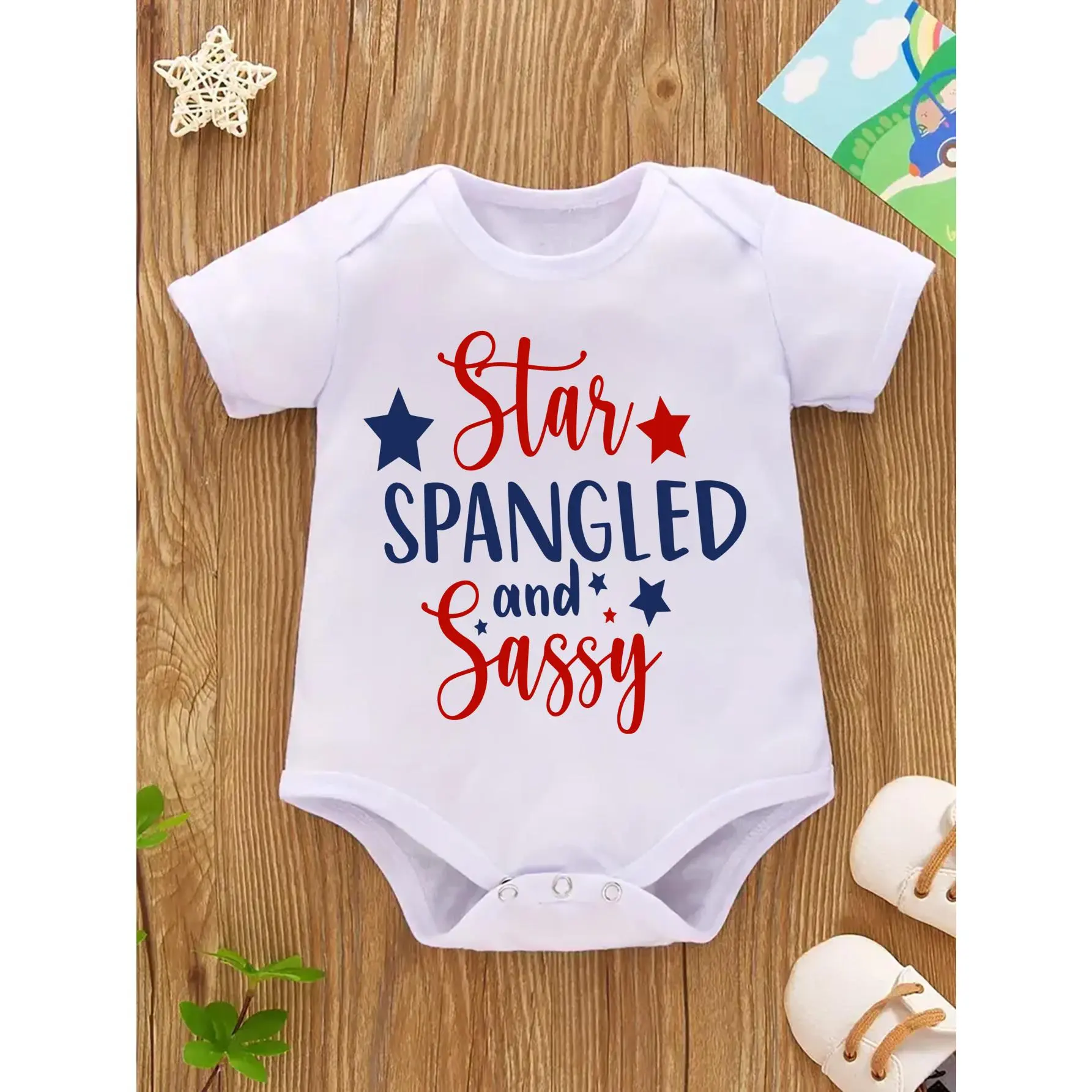 Independence Day Cute Baby Bodysuit with Star Spangled And Sassy Print Soft Versatile Round Neck Button Detail Regular Fit All Seasons Knitted Fabric Onesie for 0-12 Months