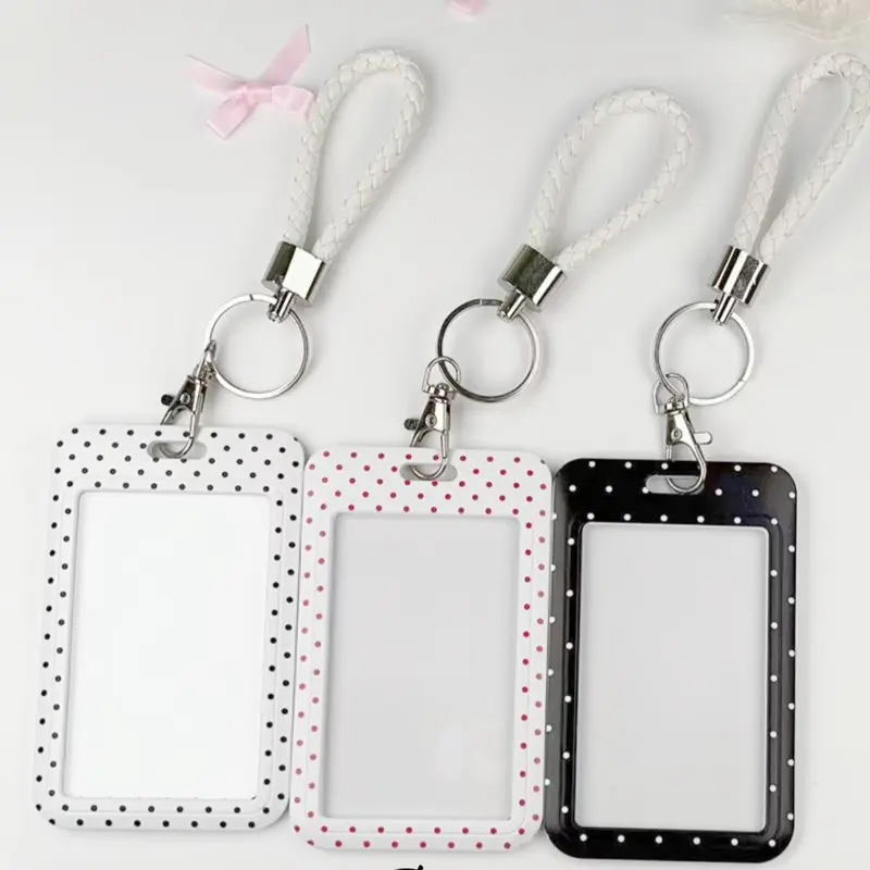 Polka Dot Bag Charm Keychain, Perfect Gift for Bags and Backpacks, Casual Style for All Seasons, Compatible with Airline Luggage Tags, Casual Fashion Keychain