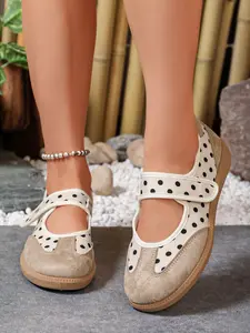 Ladies Dance Sneakers Comfortable Lightweight Non Slip Jazz Shoes for Women Perfect for Ballet Hip Hop and Aerobics Dancing Shoes