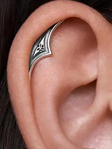 ZYNE Gothic Hidden Helix Earring, Cartilage Helix Piercing Dark Silvery Jewelry, Gothic Jewelry, Punk Medieval Earring, Punk Earrings, Punk Style Earrings