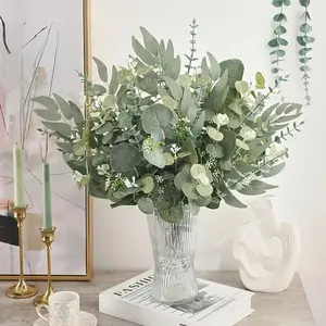 A set of 50pcs plastic flowers, odorless. A set of 50pcs plastic flowers, odorless.