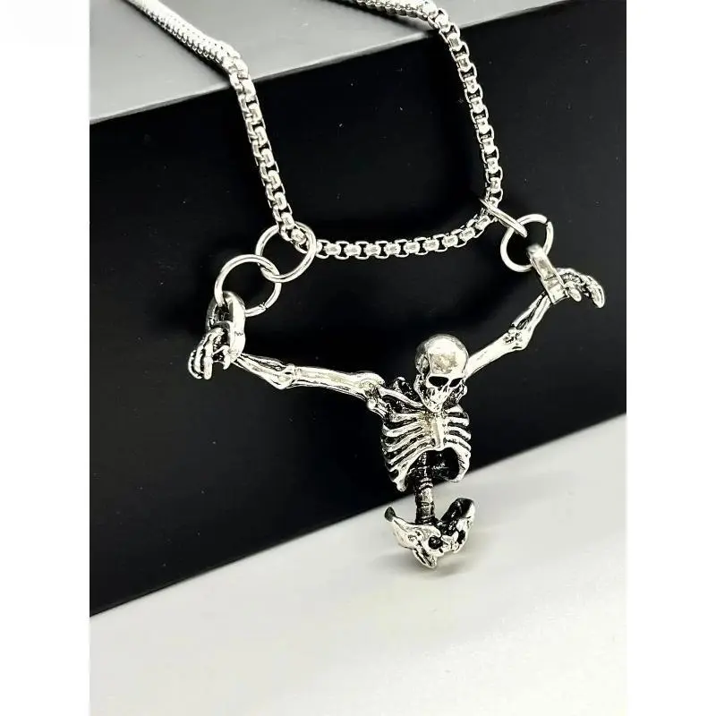 Vintage Metal Skull Pendant Necklace - Punk Gothic Alloy Skeleton Chain for Men, Casual & Halloween Wear, Sports & Outdoor Protective Accessory