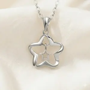 Elegant Interlocking Star Pendant Necklace| Minimalist Celestial Dainty Star Charm Necklaces for Women| Y2K Aesthetic Trendy Fairycore Jewelry Gift