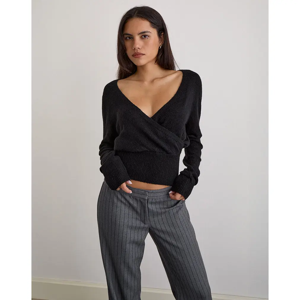 Nilza Wrap Top in Knit Black