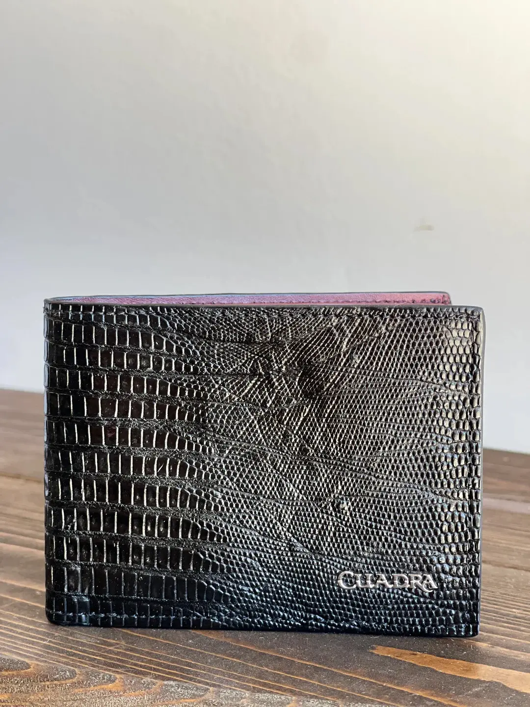 CUADRA CARTERA PIEL DE TEJU - Negro