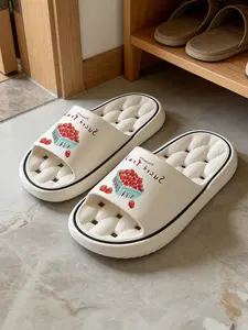 Sweet Strawberry Aesthetic 1 Pair Watercolor Basket Strawberry Printed Slides, Sweet Watercolor Fruit Style, Hollow Grid Drainage Breathable, Quick Dry Non-sticky Insole, Ladies Daily Casual Wear, Indoor Outdoor Home Bathroom Daily Wear