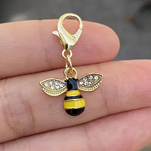 Bee Lobster Claw Zipper Puller Alloy Pendant, Keychain & Earring Charm, Handmade Jewelry Accessory, Unique Crafted Decorative Piece, Key Charms