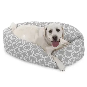 Links Geometric Polyester Pet Bed with 7 oz Outdoor Treated Polyester, Water & Stain Resistant, Large (29" W x 40" D x 9" H) & Extra-Large Sizes