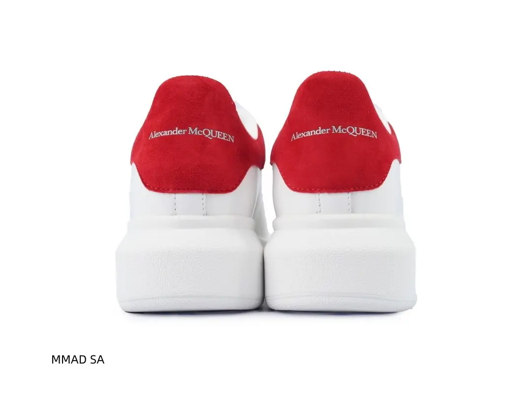 Unisex Classic White Platform Casual Sneakers, Premium Leather Upper With Red Suede Heel Accent, Lace‑Up Closure, Elevated Thick Cushion Sole, Non‑Slip Fashion Skate Walking Shoes For Street Shopping Dating Daily Wear