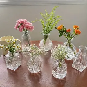 7-Piece Glass Vase Set — Vintage Clear Transparent Glass Bud Vases, Crystal-Style Mini Floral Flower Decor Vases, Retro-Inspired Small-Mouth & Short-Neck Vases — Multi-Cultural Aesthetic Wedding Table Decor