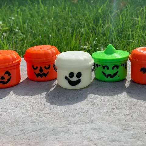 3D Printed Nostalgic Halloween Decoration Buckets holiday ornaments