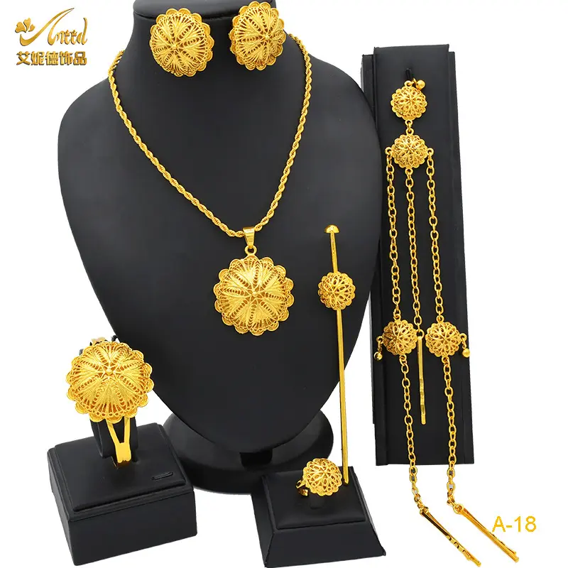 A 18 six piece jewelry set
