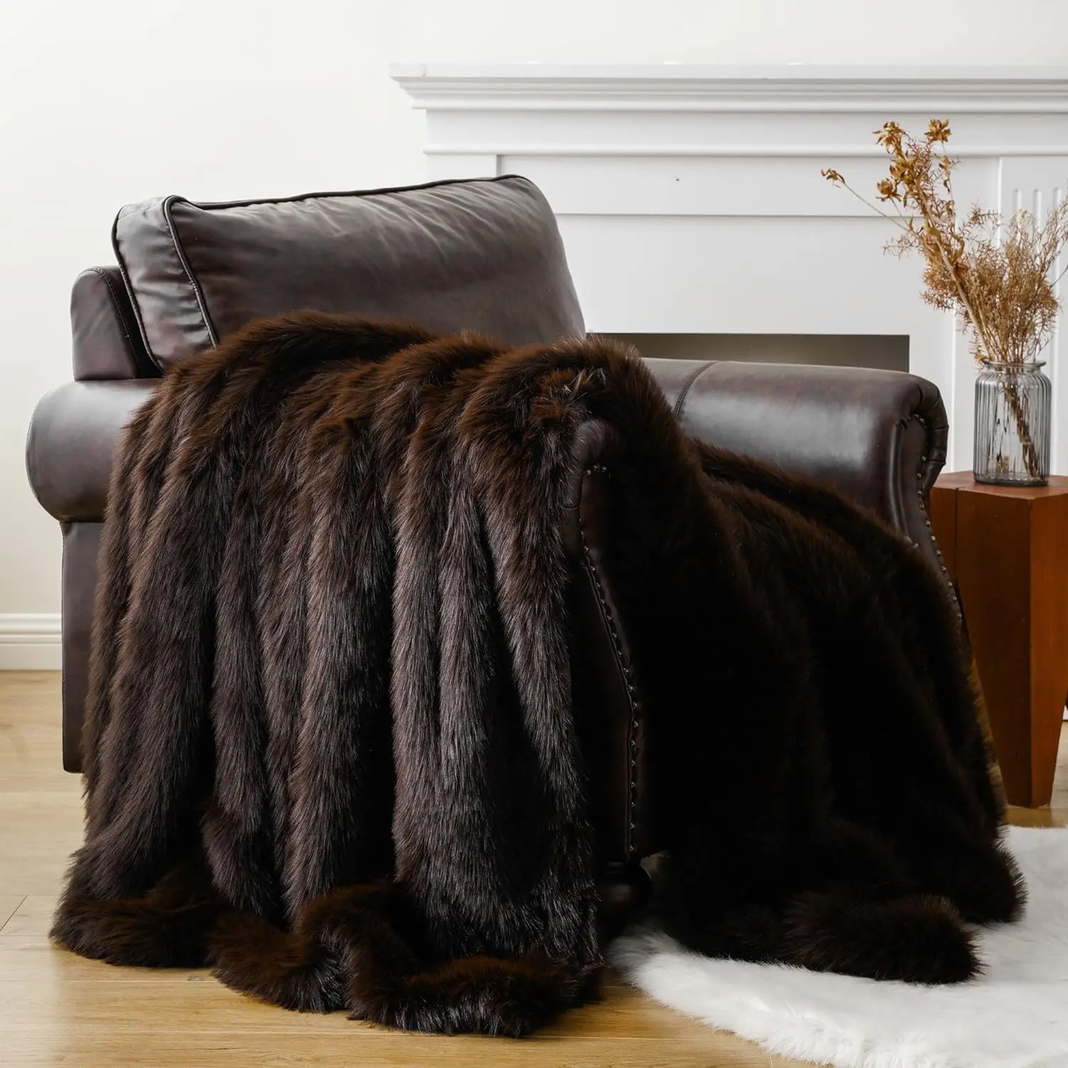 Luxury Fluffy Brown Faux  Throw Blanket, Cozy Warm  Blanket for Couch, Sofa, Chair, Bed, Plush Fuzzy  Throws with Long Pile, 50"x60"