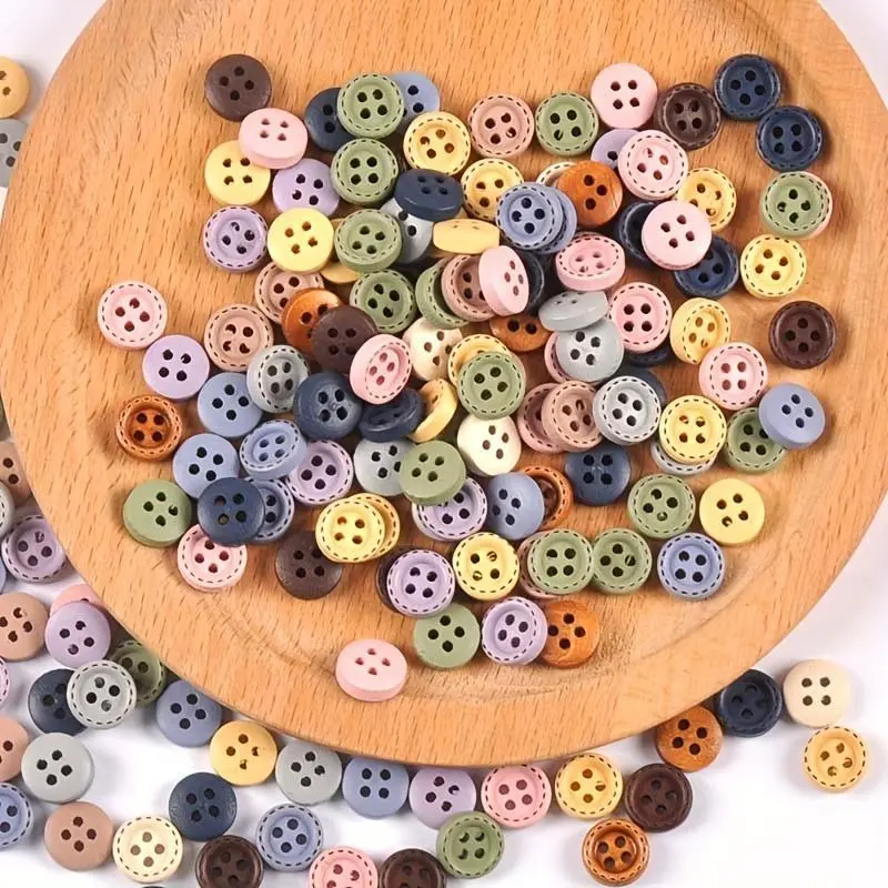 100pcs Colorful Four-Hole Wooden Decorative Buttons for DIY Clothing, Sewing Accessories, 1cm/inch
