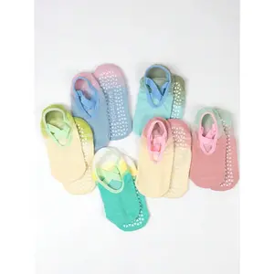 Random 1/2/4/6 Pairs Of Solid Color Women Ankle Socks, Open Back Gradual Change Bound Pilates Yoga Anti-Slip Professional Fitness Sports Socks