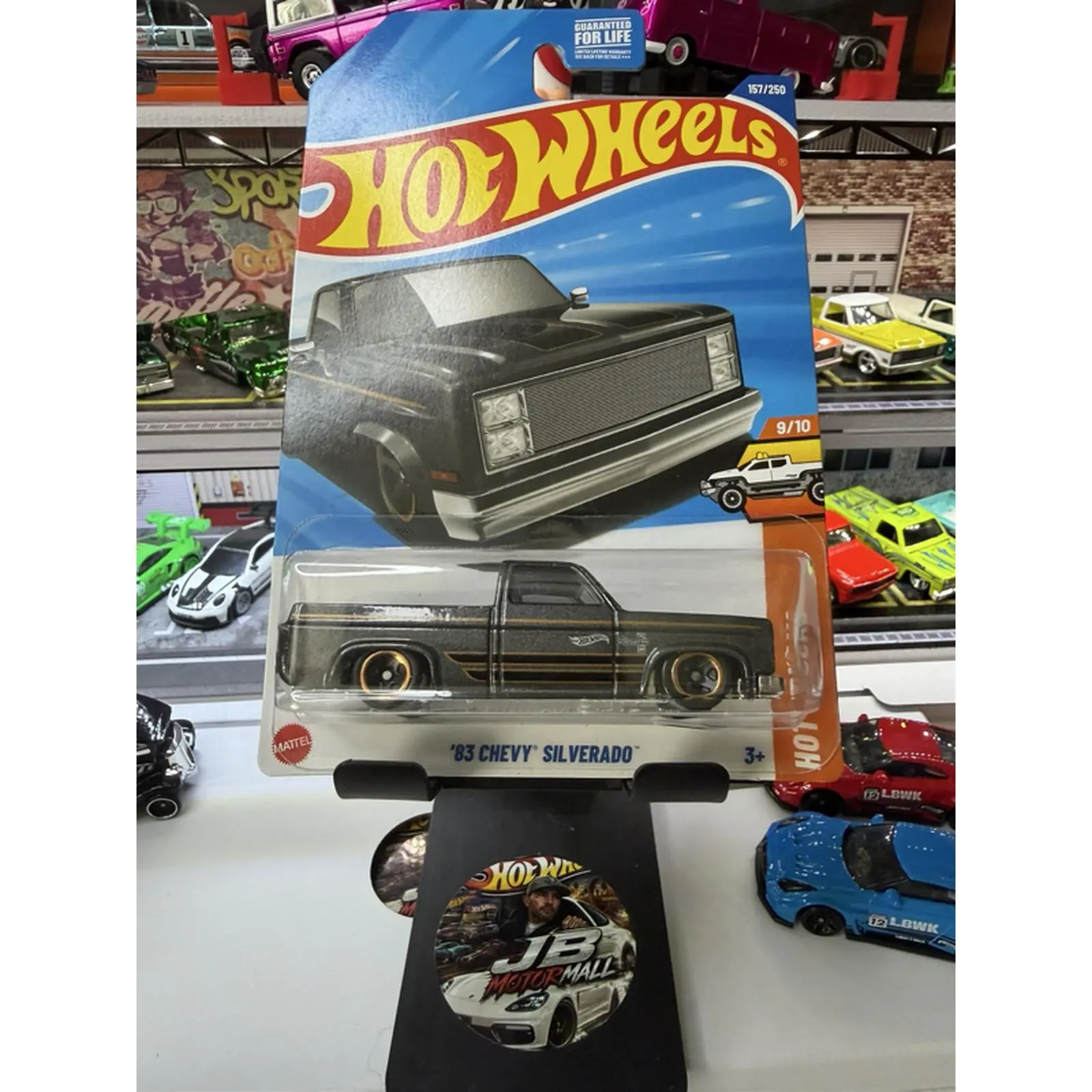 Hot Wheels '83 Chevy Silverado Die-Cast Model Car 9/10 Series Collectible Toy for Kids Ages 3+