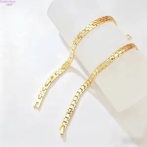 1Pc 14K Gold Plated Paperclip Chain Bracelet Dainty Rectangular Link Minimalist Shiny Wrist Jewelry For Women Daily Everyday Wear