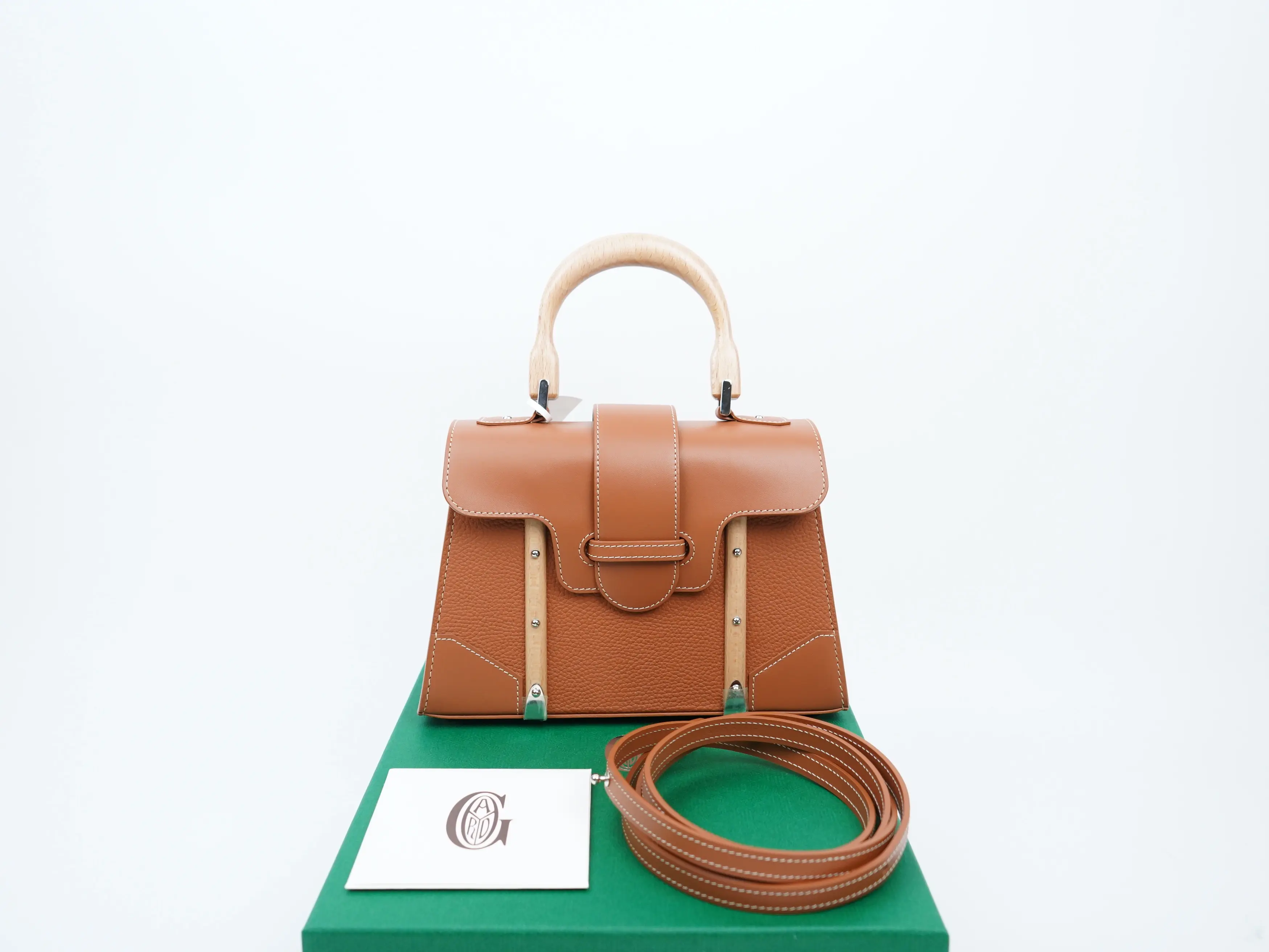 Pre-owned Goyard cowhide Crossbody Bags Structure Mini Saigon Brown