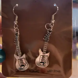 Guitar Earrings
