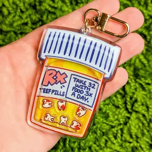 Teeth Pills Shaker Keychain, Keycahin Acrylic Keychain