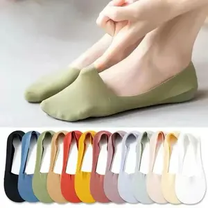 10 Pairs of Women's Spring/Summer Ultra-Thin Low-Cut Non-Slip Invisible Socks Comfortable Moisture-Wicking Socks Cool Silk Boat Socks Essential Casual Basics for Women,Hidden Socks for Flats,Birthday Gifts for Women, Graduation sets Gifts,mothers day gift