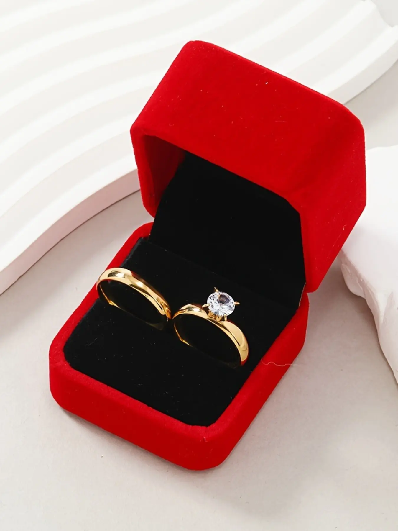 Fashion Stainless Steel Couple Ring Set, Stylish Accessories for Wedding Rings, Beautiful Rings, Gift Box Included, Perfect for Couples, Engagement Ring Set