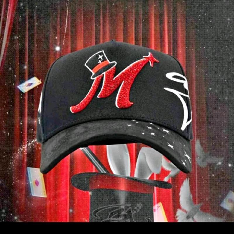 31 hats mago la blue mago red