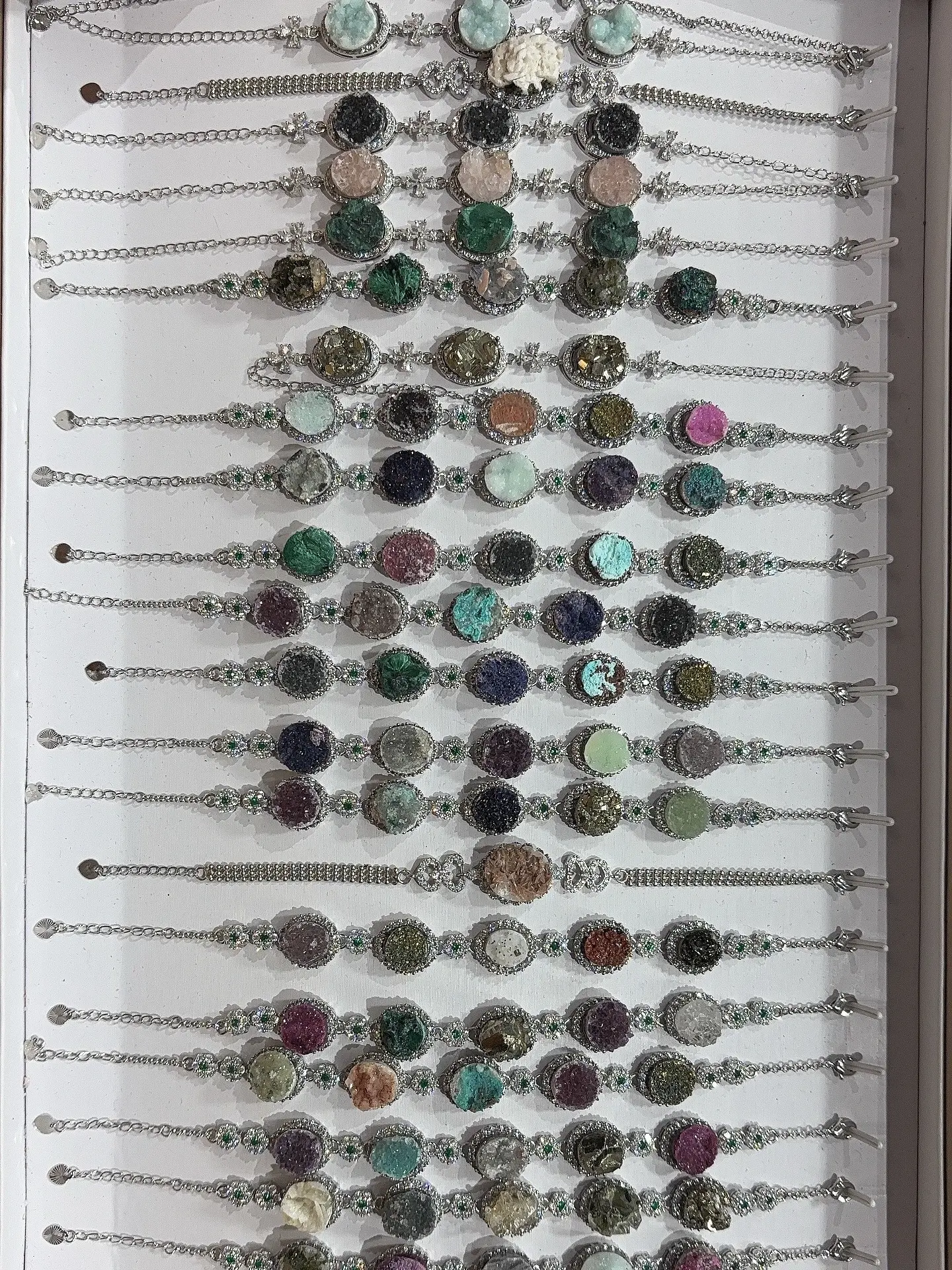 Lisa(11948)gc.specimen bracelets