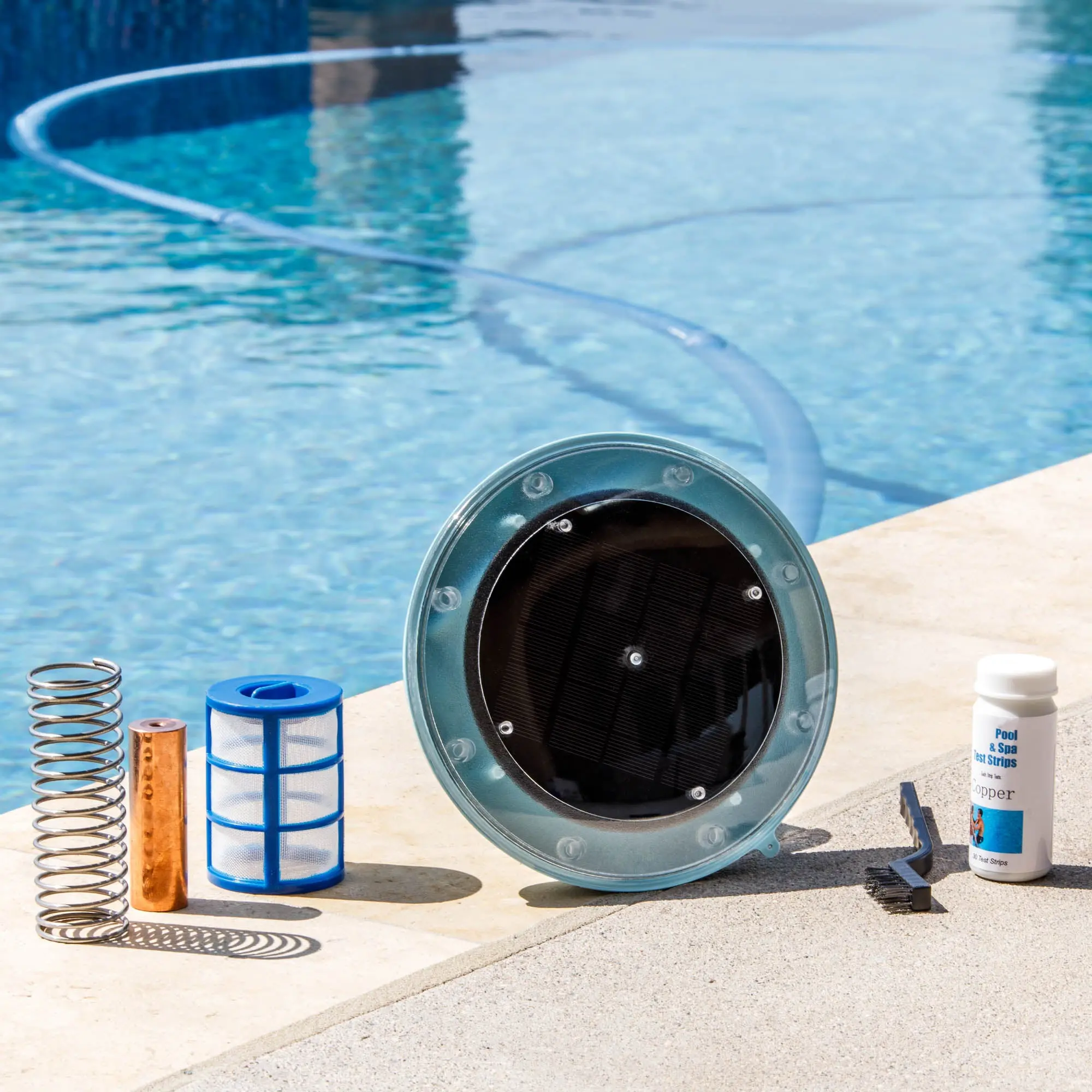 XtremepowerUS Sun Powered Swimming Pool Ionizer - Chlorine Saver with Copper Supply, Suitable for Above Ground or In-Ground Pools, Round Outdoor Pool, Swimming Pool Cleaner