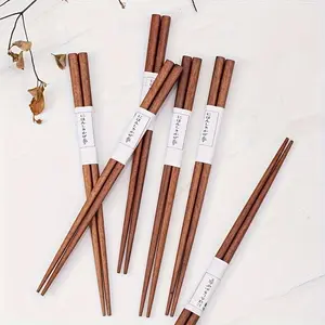 5pcs of Natural Ironwood Chopsticks, Suitable for Home Use, High-End, Non-Slip, Pointed Wooden Chopsticks.