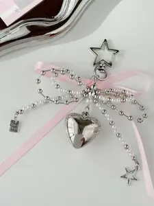 Sweet Pearl Bow Keychain, Silver Heart Pendant, Cute Bag Charm, Women's Accessory, Adorable Key Ring, Fashionable Jewelry