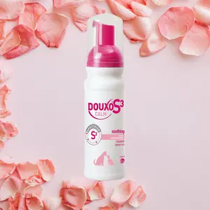 Douxo S3 Calm Moisturizing Foam Mousse, 5.1 oz Hydrating Mild Vanilla Pet Grooming Deodorizer with Moisturizer, Haircare Support, Brush Compatibility & Storage Solution for Dogs & Cats