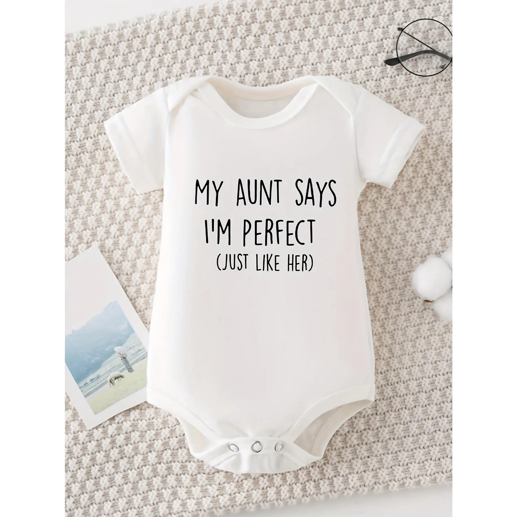 Soft 100% Cotton Baby Bodysuit, Unisex Short Sleeve Crew Neck Newborn Outfit with "My Aunt Says I'm Perfect" Slogan, Tagless with Expandable Shoulders, Baby Clothing, Fitted, Basic, Snaps, Wearing Alone, 0 - 3 Months, 0-3M, Above The Knee, Newborn Onesies