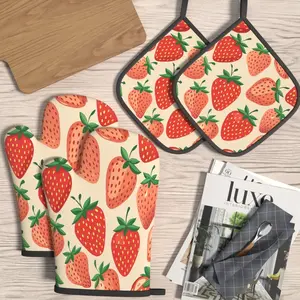 4pcs Heat Resistant Oven Mitts And Potholders Cute Strawberry Pattern Oven Mitts And Pot Holders Sets Suitable For Kitchen Decoration, Cooking, Grilling, Baking And Great Holiday Camping Picnics Gifts