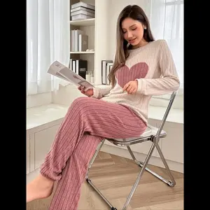 Women's Heart Print Long Sleeve Tee & Pants Two-piece Set, Casual Round Neck Top & Trousers Pj Set, Women's Sleepwear for Spring & Fall, Pajama Set