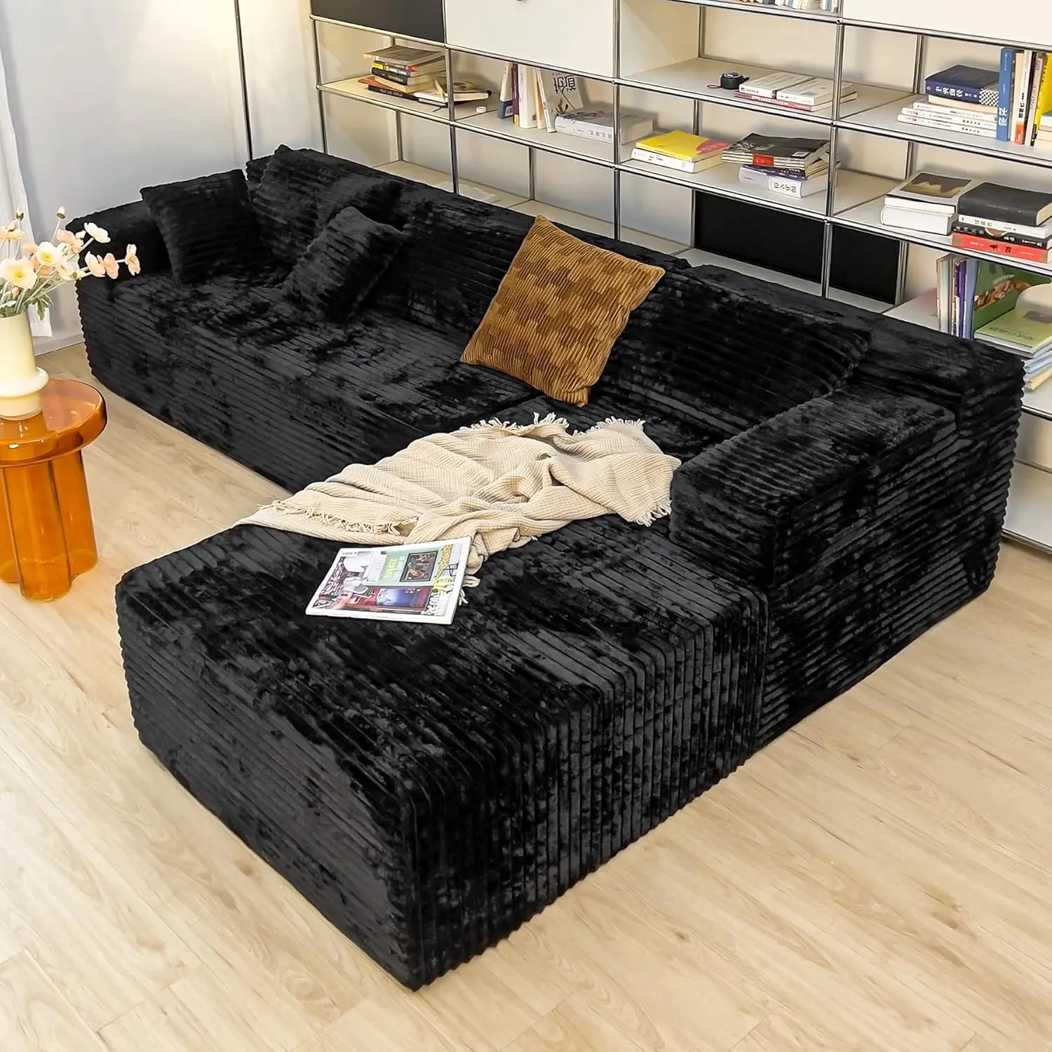 Black-right-facing Chaise