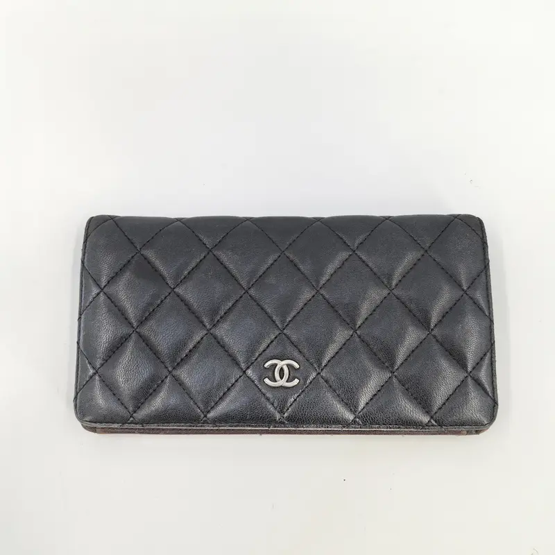 Pre-owned CHANEL Leather Small Leather Goods Bifold Wallet Vintage Black Lambskin JY00119