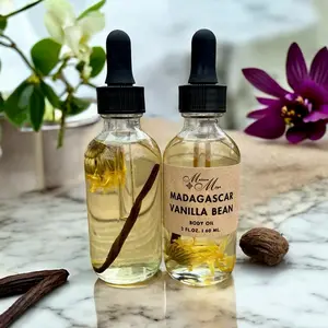 Madagascar Vanilla Bean Body Oil - Smooth & Nourishing Skin Care - Alcohol-Free