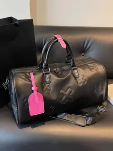 Fashionable and Versatile Travel Bag, Simple Large Capacity Travel Bag, Lightweight Sports Fitness Bag for Short Business Trips, Travel, Travel Duffle Bag, Fashionable Duffel Bag